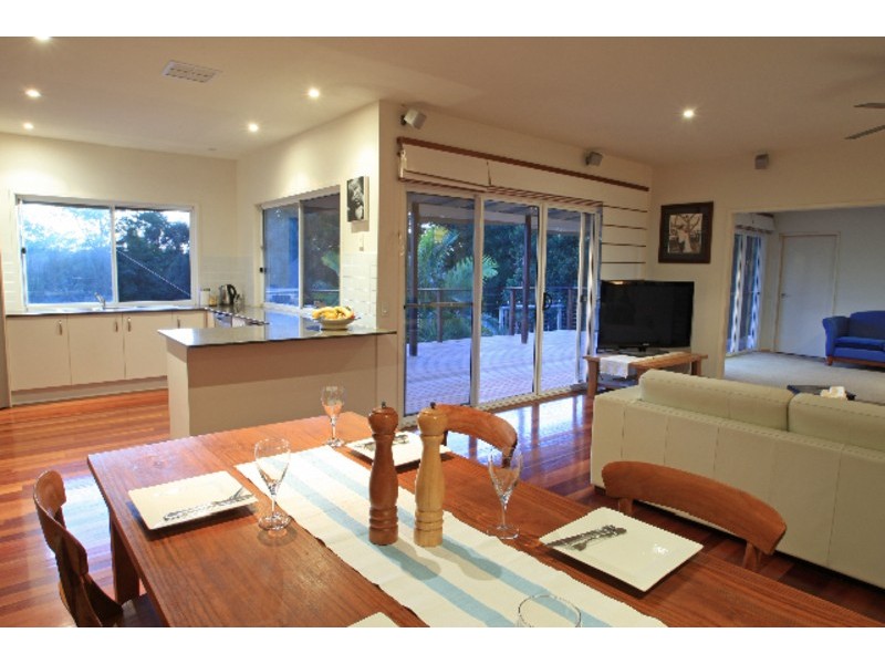 363 lake Macdonald  Drive, Cooroy QLD 4563