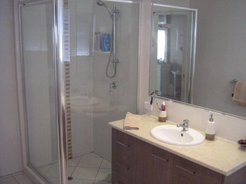 1 Schaefer Court, Westbrook QLD 4350