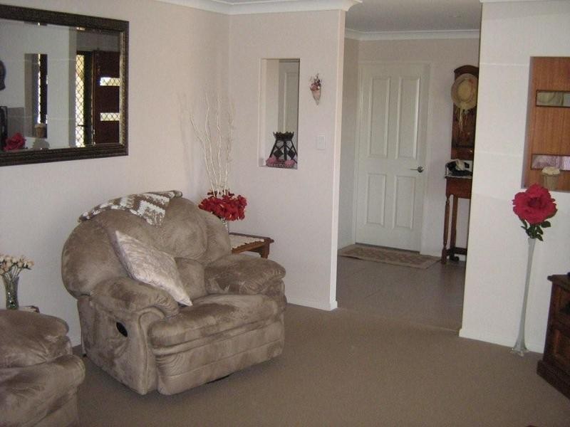 1 Schaefer Court, Westbrook QLD 4350