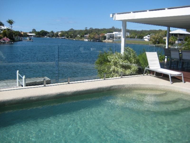 15 Shorehaven Drive, Noosa Waters QLD 4566