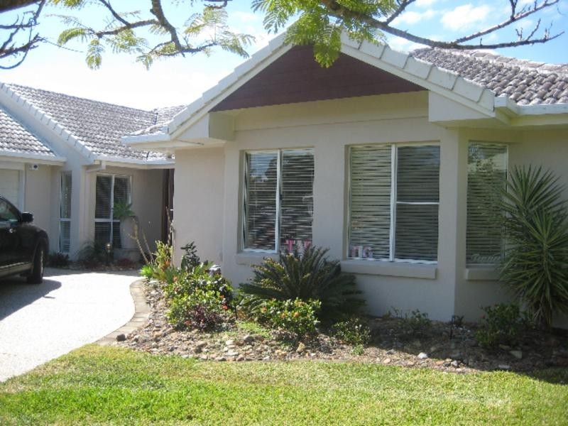 15 Shorehaven Drive, Noosa Waters QLD 4566