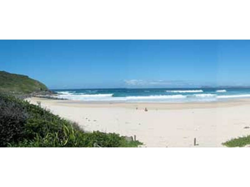 173 Amaroo Drive, Smiths Lake NSW 2428