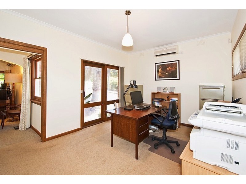 156 Cape Street, Heidelberg VIC 3084