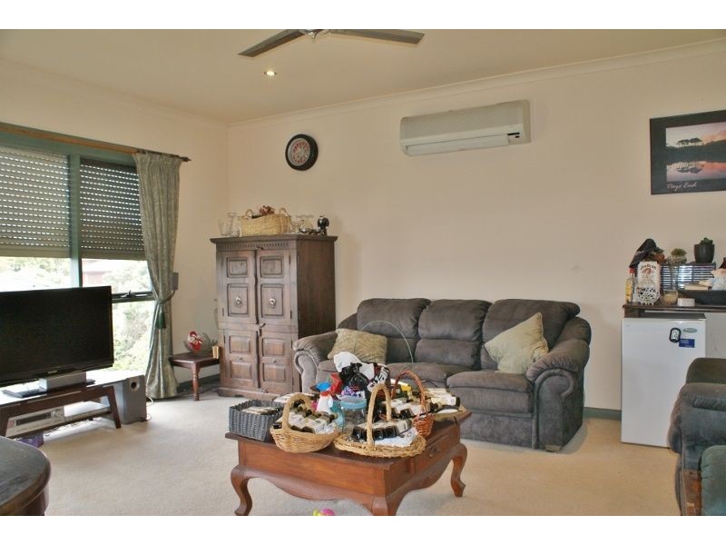 12 March Street, Newborough VIC 3825