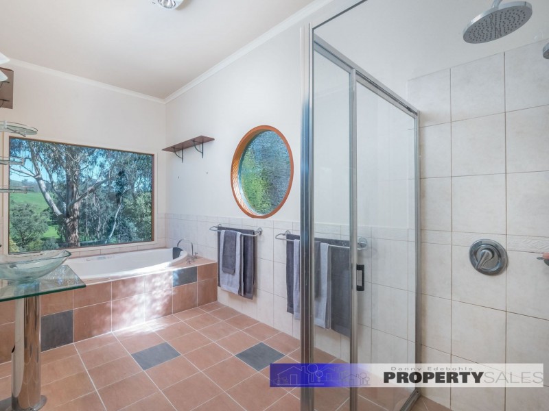 1195 Coalville Road, Narracan VIC 3824