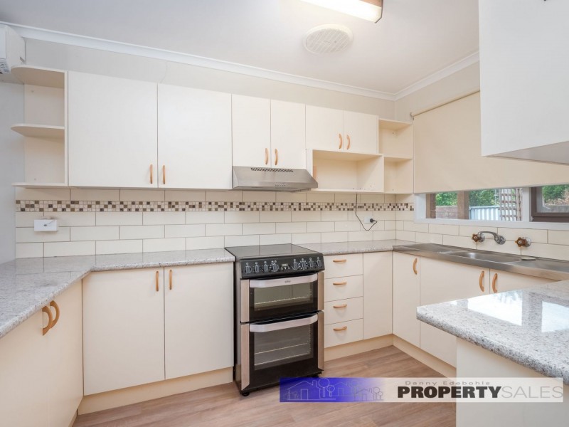 28/15 Burrage Court, Moe VIC 3825