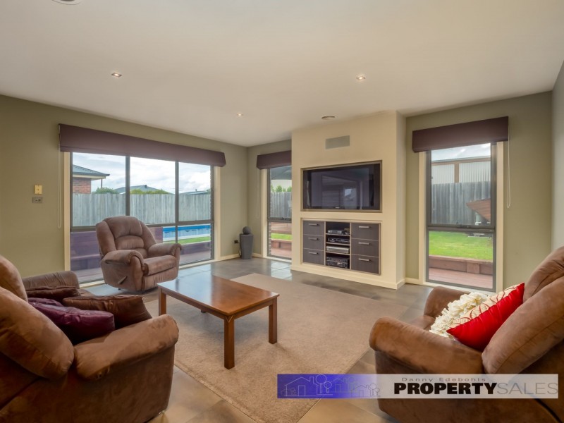 28 Davey Drive, Trafalgar VIC 3824