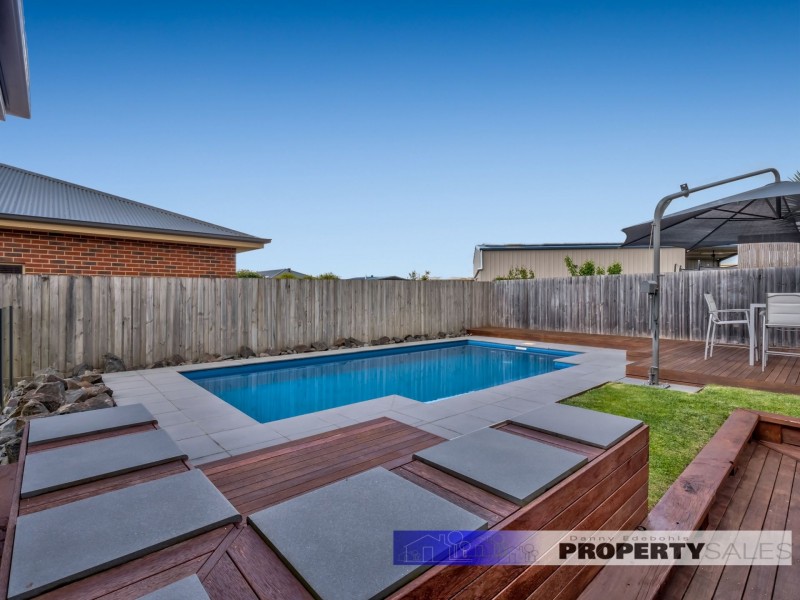 28 Davey Drive, Trafalgar VIC 3824
