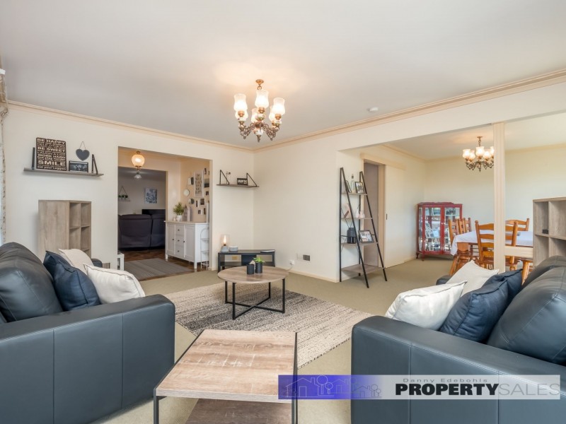 7 McMillan Court, Newborough VIC 3825