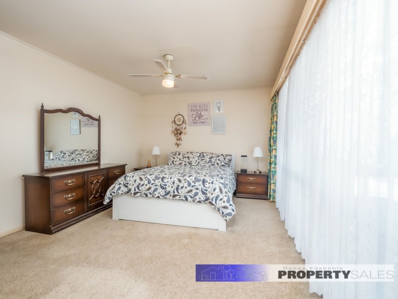 7 McMillan Court, Newborough VIC 3825