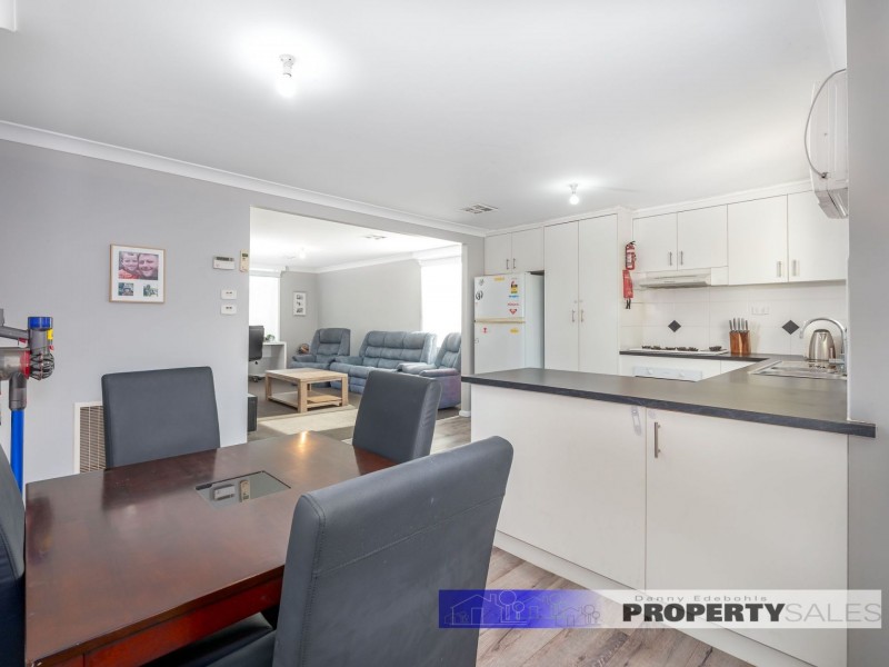 65 Western Ave, Newborough VIC 3825
