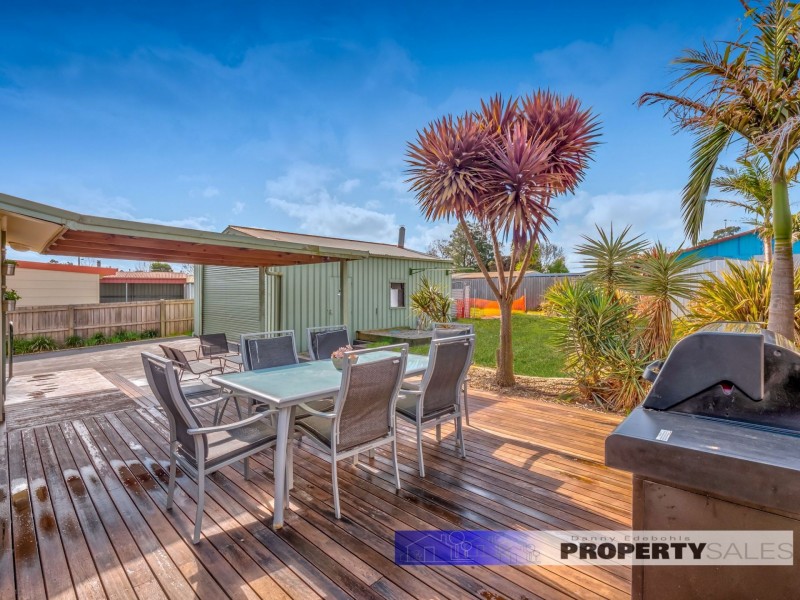 65 Western Ave, Newborough VIC 3825