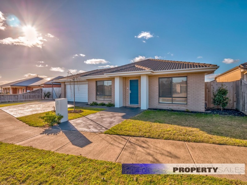 2 Copperhead Court, Newborough VIC 3825