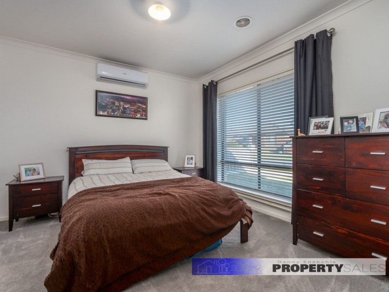 2 Copperhead Court, Newborough VIC 3825