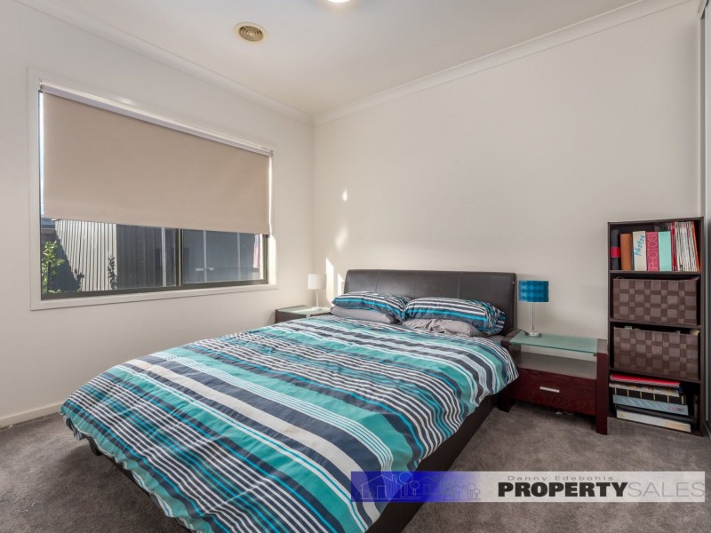 2 Copperhead Court, Newborough VIC 3825