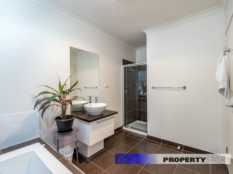 2 Copperhead Court, Newborough VIC 3825