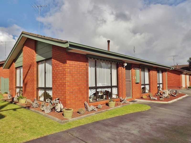 1/2D Mitchells Road, Moe VIC 3825