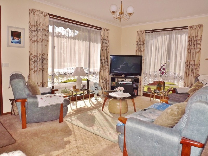 1/2D Mitchells Road, Moe VIC 3825