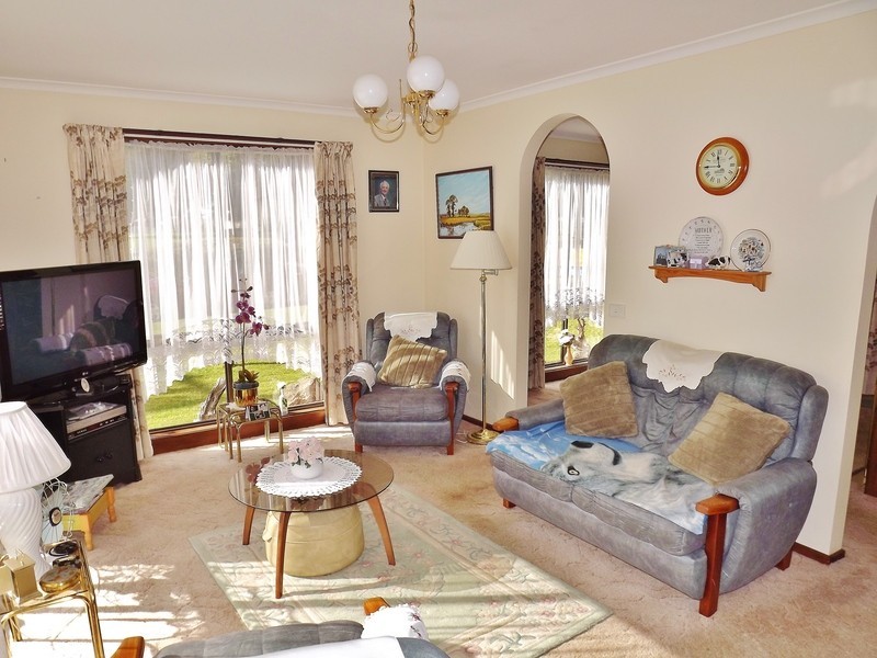 1/2D Mitchells Road, Moe VIC 3825