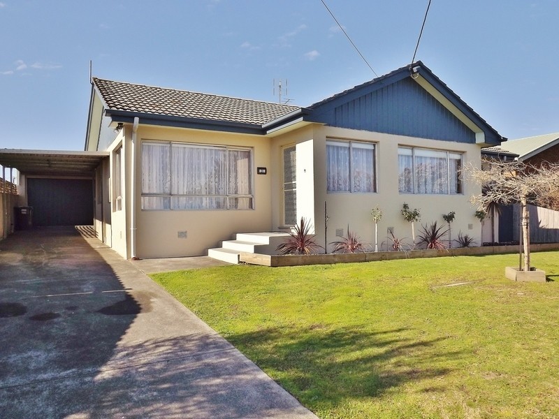 26 Guy Street, Newborough VIC 3825