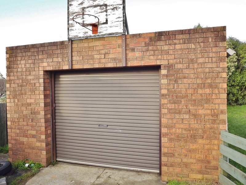 10 Durham Road, Newborough VIC 3825
