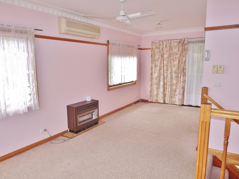 68 Hennessey Street, Moe VIC 3825