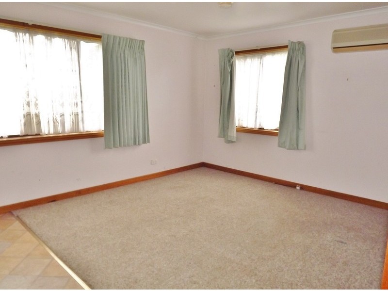 68 Hennessey Street, Moe VIC 3825