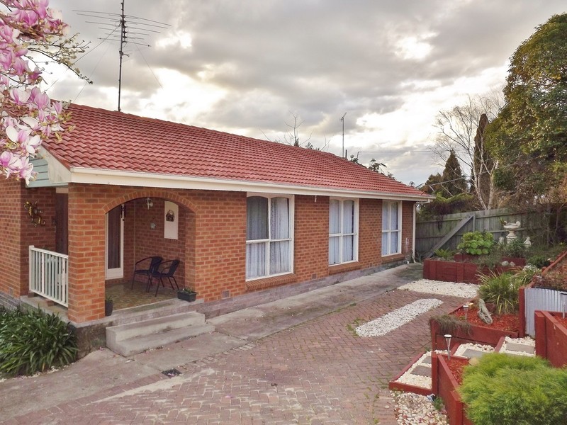 41  Smallburn Avenue, Newborough VIC 3825