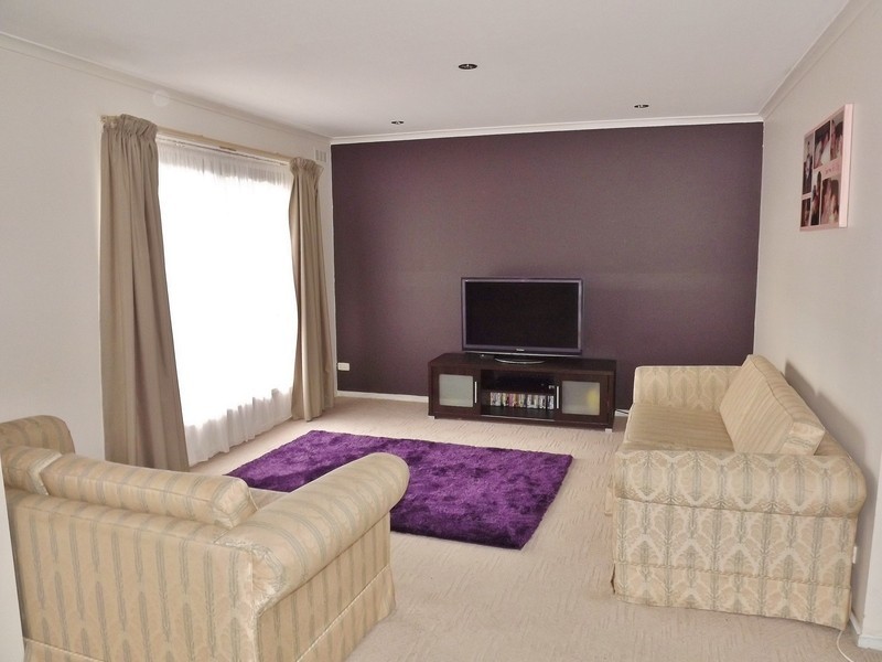 3/21  William Street, Newborough VIC 3825