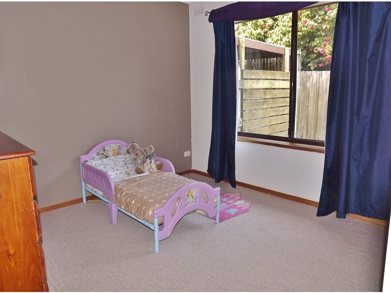 3/21  William Street, Newborough VIC 3825