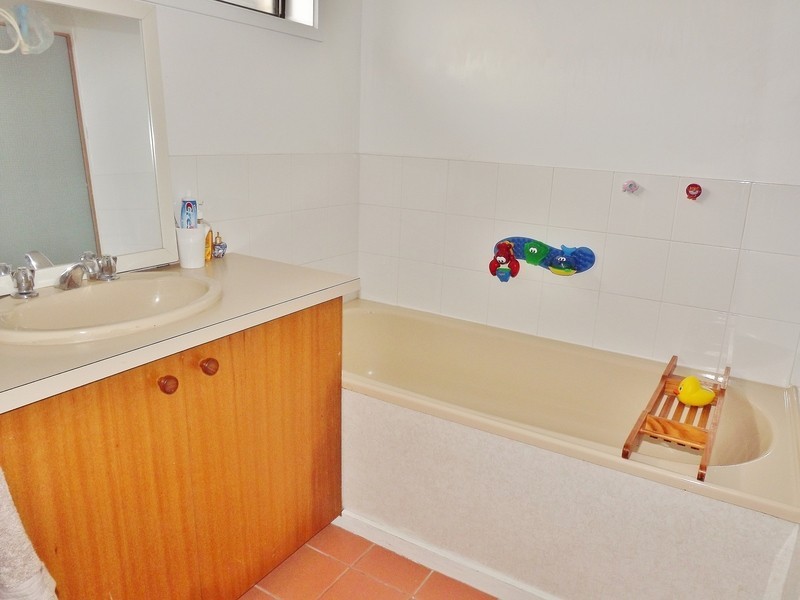 3/21  William Street, Newborough VIC 3825