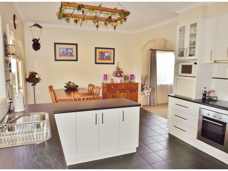 21 Rubery Street, Moe VIC 3825