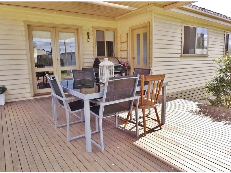 21 Rubery Street, Moe VIC 3825