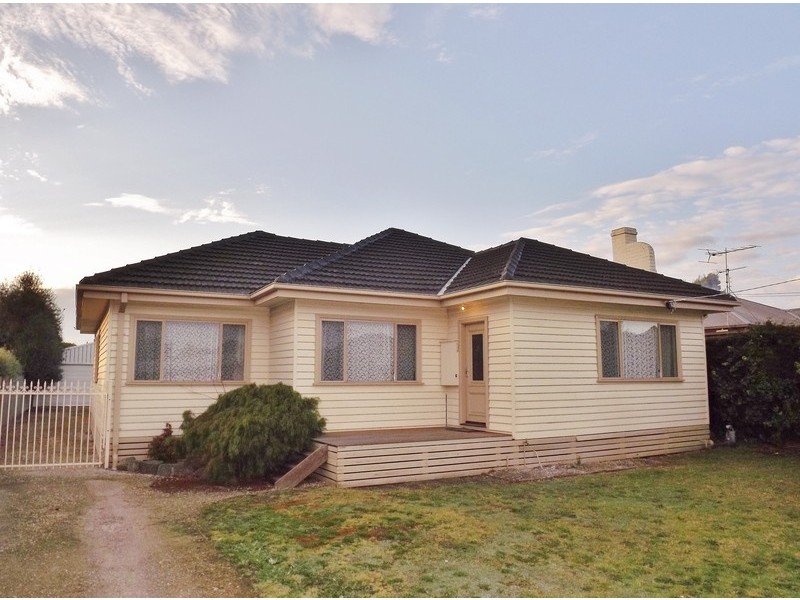 21 Rubery Street, Moe VIC 3825