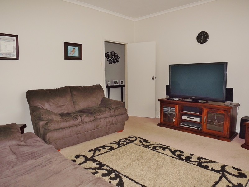 9 Rubery Street, Moe VIC 3825