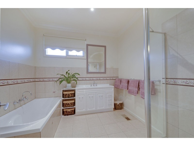 314 Old Sale Road, Newborough VIC 3825