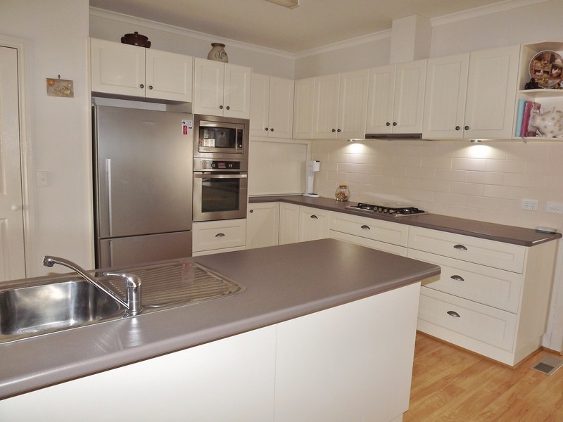 15 Monash Road, Newborough VIC 3825