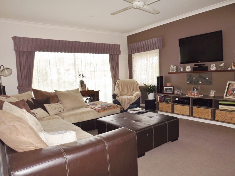 15 Monash Road, Newborough VIC 3825