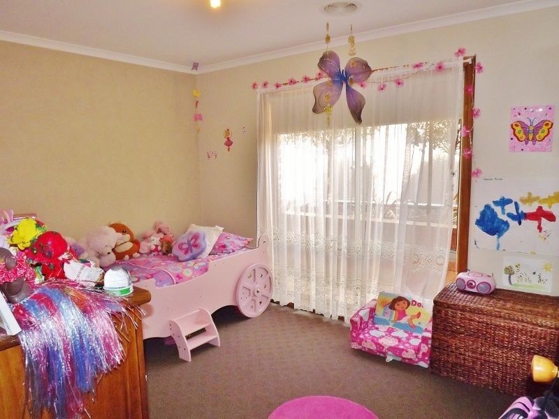 12 Wirrana Drive, Moe VIC 3825