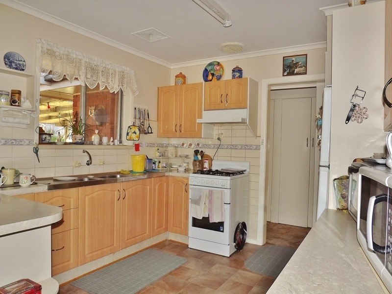 11 Tovell Street, Newborough VIC 3825