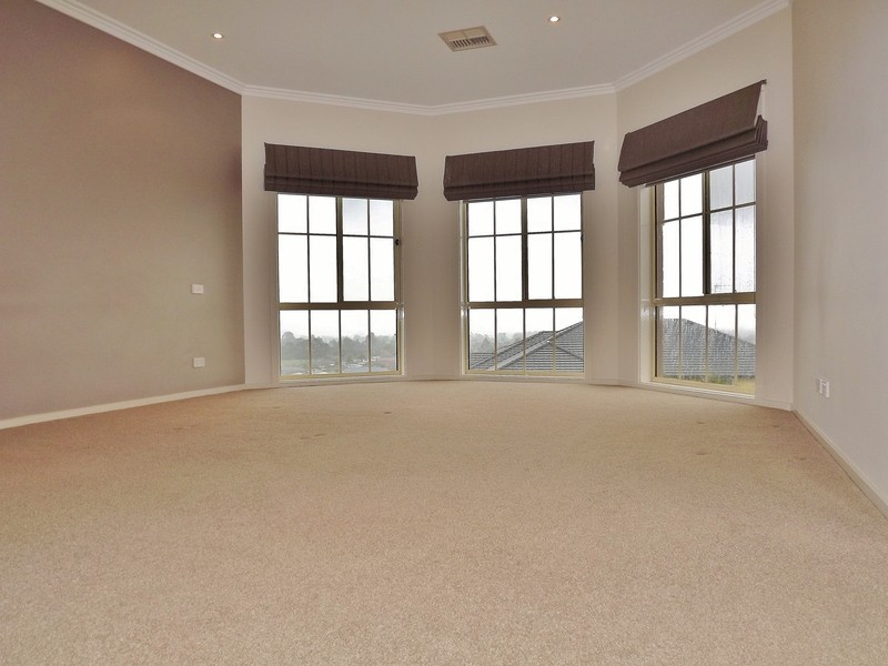 1 Sharnee Court, Moe VIC 3825