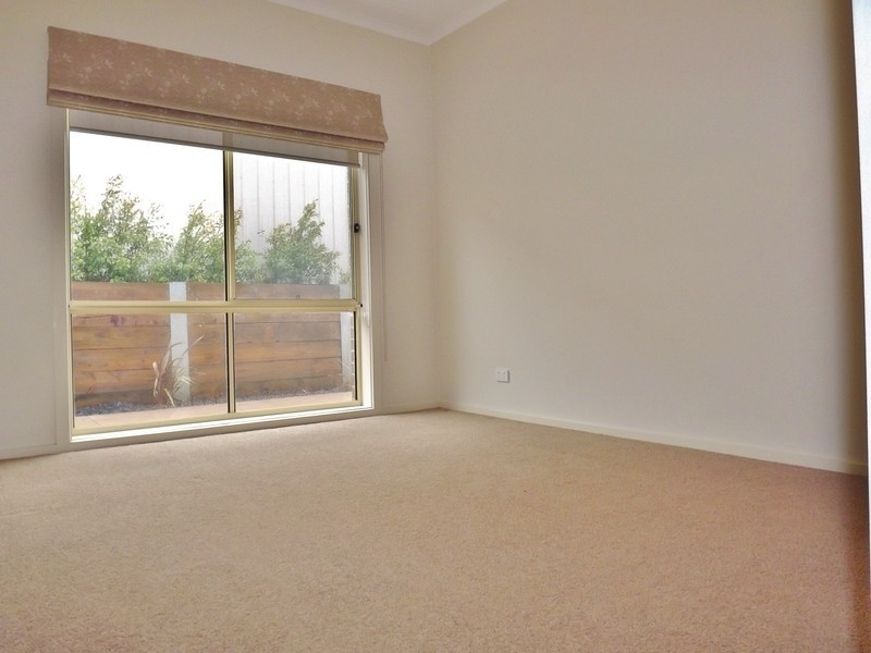 1 Sharnee Court, Moe VIC 3825