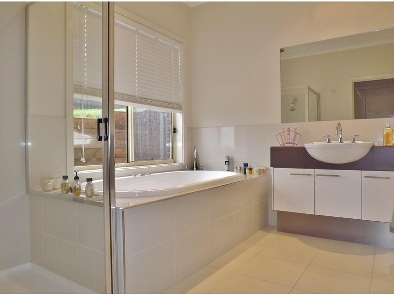 1 Sharnee Court, Moe VIC 3825