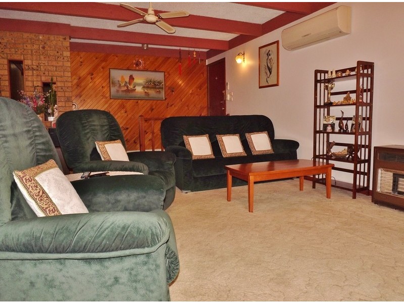 7 Southwell Avenue, Newborough VIC 3825