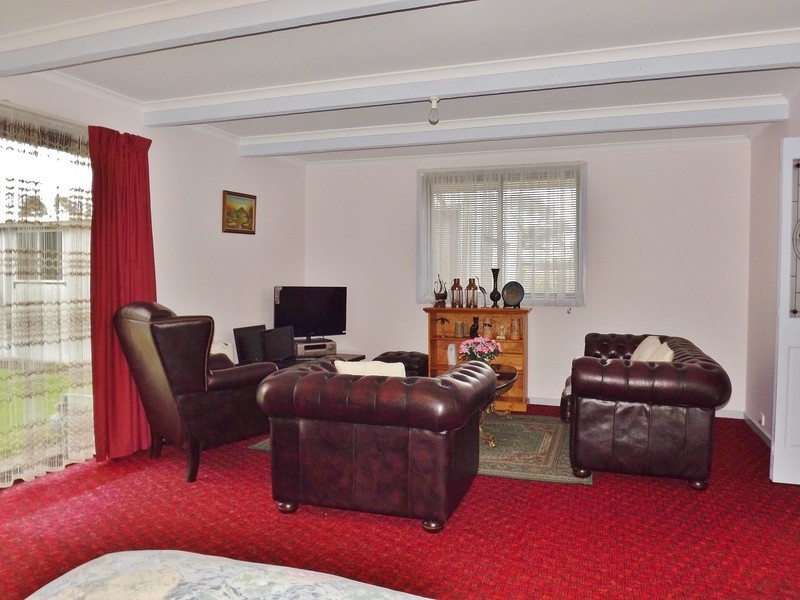 7 Southwell Avenue, Newborough VIC 3825