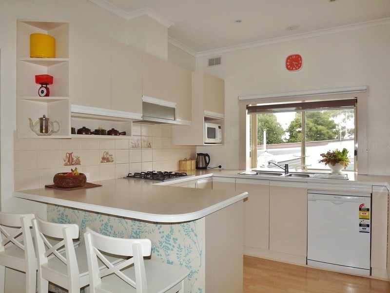 15 Joy Street, Newborough VIC 3825