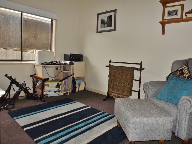 15 Joy Street, Newborough VIC 3825