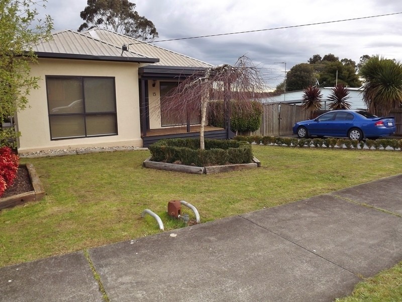15 Joy Street, Newborough VIC 3825