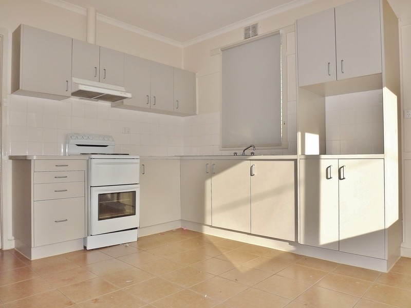 27 Kent Street, Moe VIC 3825