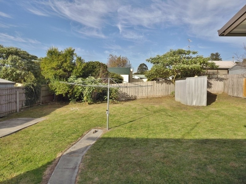 27 Kent Street, Moe VIC 3825